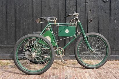 Comiot Tricycle transformable circa 1900
Moteur...
