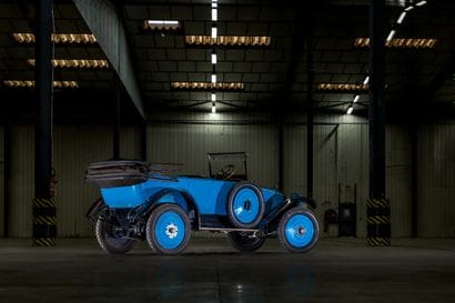 .Unic J3 Torpédo carrosserie MOM circa 1921...