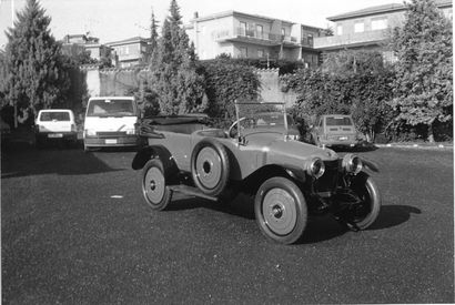 .Unic J3 Torpédo carrosserie MOM circa 1921...