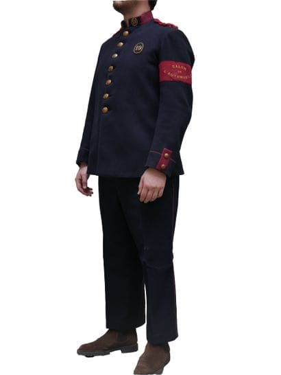 Dolman et pantalon
Veste d’inspiration militaire...