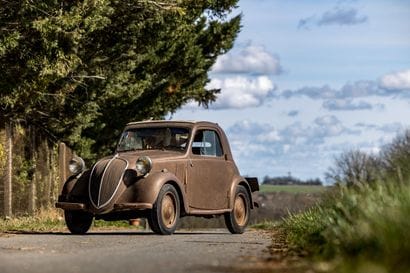 Simca 5 découvrable 1938 / Sans réserve
Châssis...