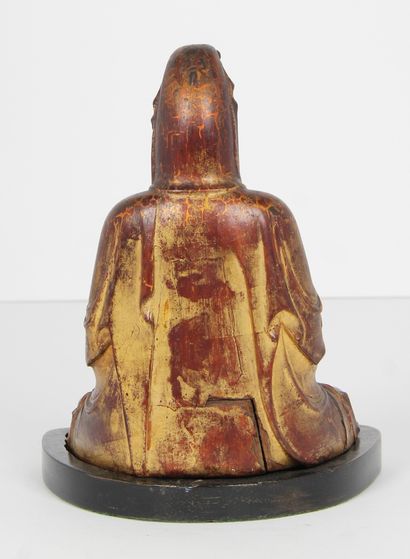 Chine, XVIIIe siècle

Guanyin en bois laqué...