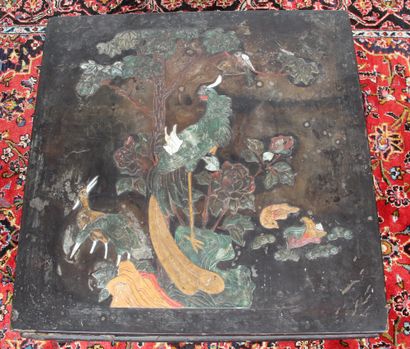 CHINE, XXe SIÈCLE. 

Table basse de forme...