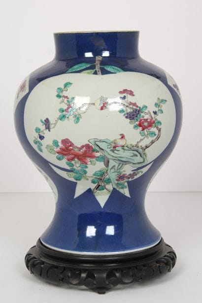 Chine, XIXe siècle,

Potiche balustre en...