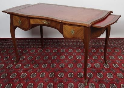 PETIT BUREAU

en bois naturel et placage...