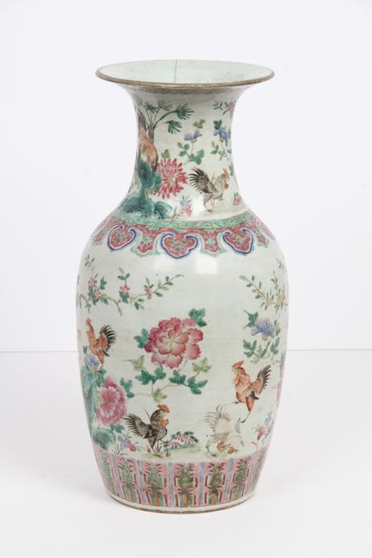 CHINE, FIN XIXe SIÈCLE. 

Vase balustre en...