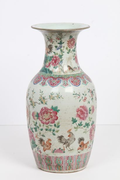 CHINE, FIN XIXe SIÈCLE. 

Vase balustre en...