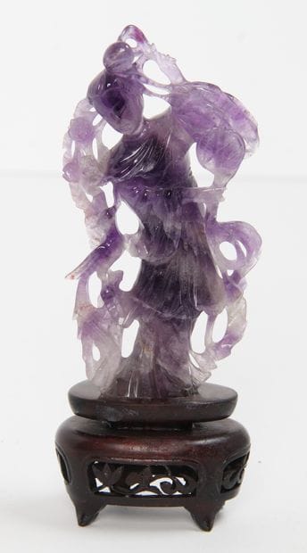 Chine, XXe siècle, 

Statuette en améthyste...