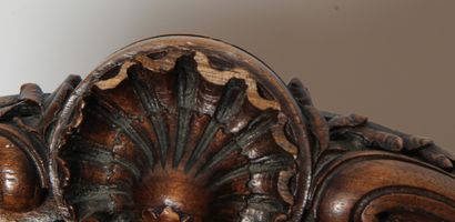 MOBILIER DE SALON DE STYLE LOUIS XV

comprenant...