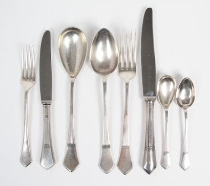 MÉNAGÈRE EN ARGENT ÉTRANGER AUX 800 MILLIÈMES...