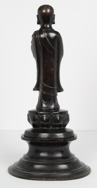 Chine, XXe siècle,

Statuette en bronze représentant...