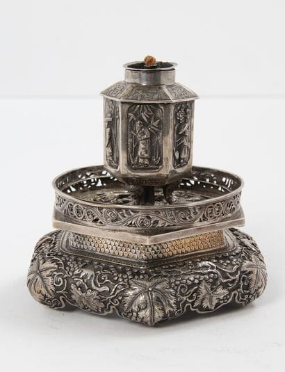 CHINE DU SUD-VIETNAM, VERS 1900

Lampe à...