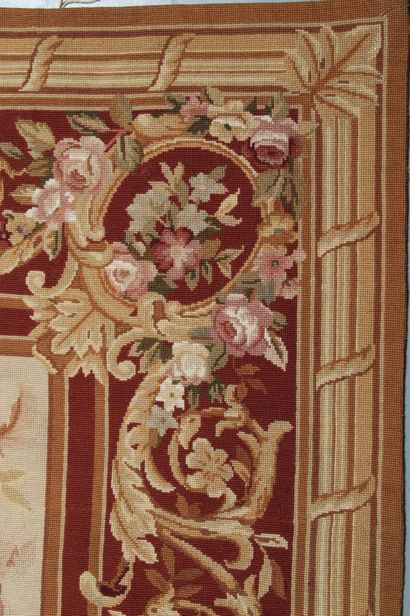 TAPIS AU POINT D’AUBUSSON, STYLE NAPOLÉON...
