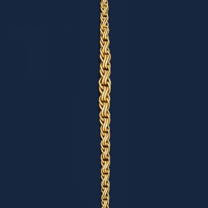 COLLIER
composé d'une maille géométrique...