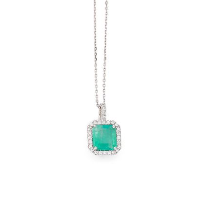 PENDENTIF
de forme octogonale retenant en...