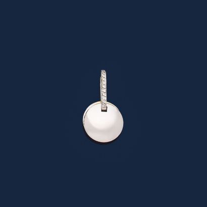 DINH VAN 
PENDENTIF 
composé d'une ligne...