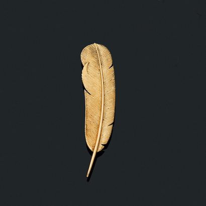 HERMÈS
BROCHE
présentant un dessin de plume...