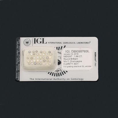 DIAMANTS SOUS SCELLÉ
ovale de 0.98 carat.
Certificat...