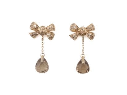 POMELLATO
PAIRE DE BOUCLES D'OREILLES
Collection...