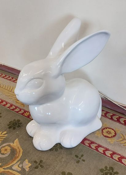 GRAND LAPIN en résine 

H : 58 cm