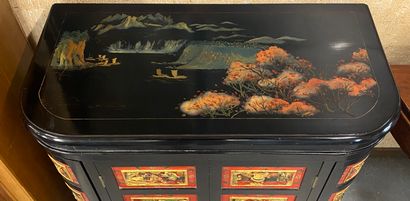 CHINA

Richly carved lacquered wood bar cabinet...