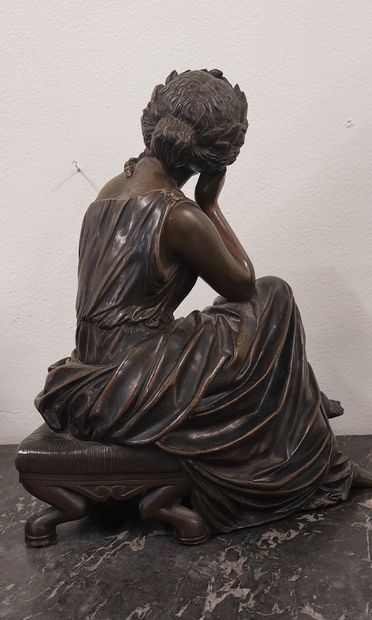 HABERT

Femme à la lyre

Bronze signé

H...