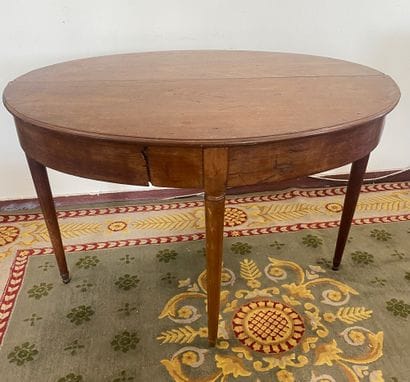 LOT OF THREE HALF-LUNE mahogany TABLES

Dim....