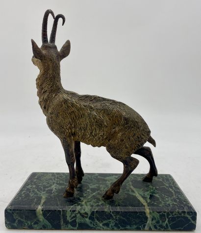 CANDLE in bronze

Marble base

H: 21.5 cm...