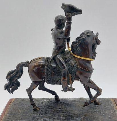 BRONZE

Napoleon on horseback 

Wooden base

Total...