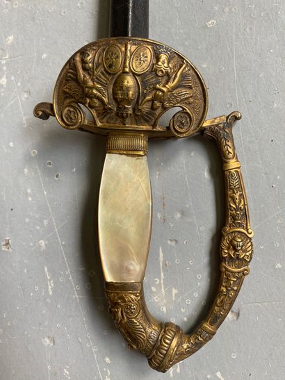 Officer's EPEE, bronze and mother-of-pearl...