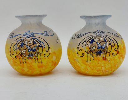 LEGRAS

Paire de vases Legras en pâte de...