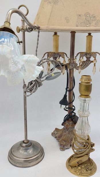 LOT including : 

- 2 nickel-plated metal...