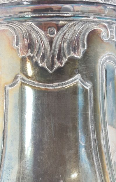 silver teapot

Weight : 635 g