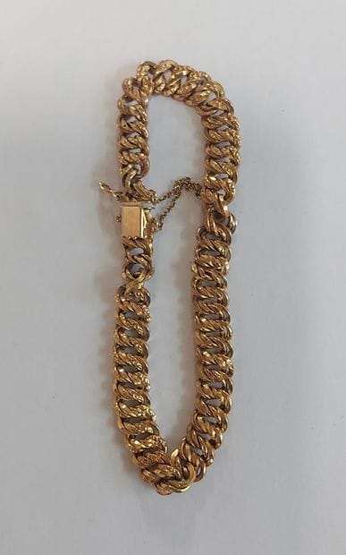 GOLD BRACELET

Weight : 10,15 g