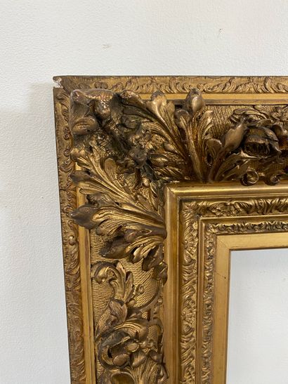 CADRE en bois et stuc doré

XIXème siècle...