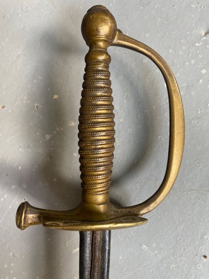 Officer's EPEE with rooster and grenade decoration

Leather...