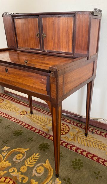 BONHEUR DU JOUR in marquetry opening with...