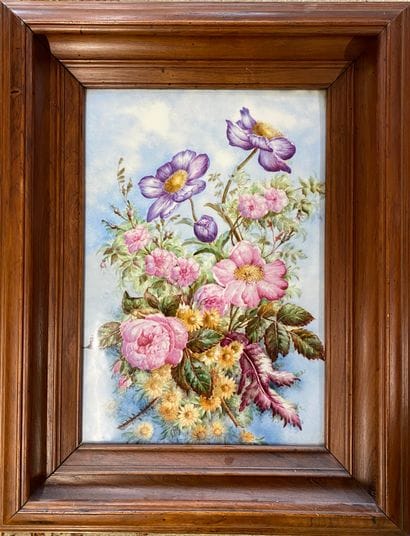 TABLEAU on porcelain with floral decoration,...