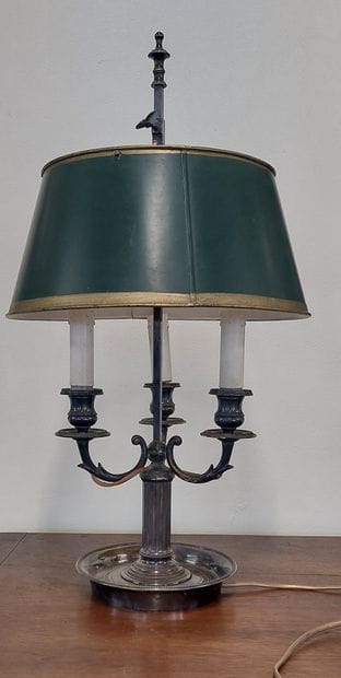LAMPE BOUILLOTTE in silver-plated bronze,...