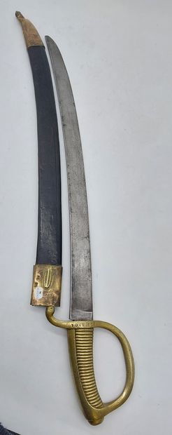 BRIQUET SABRE, bronze handle, leather scabbard

Numbered...