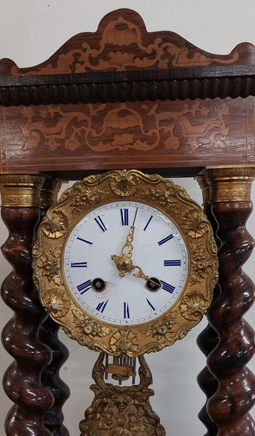 PENDULE with four twisted columns in rosewood...