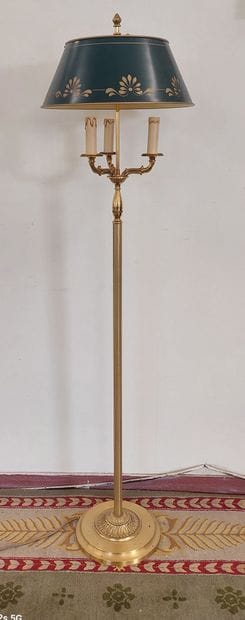 Gilded bronze LAMP, green lacquered sheet...