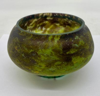 DAUM NANCY

Pocket tin in mordoré glass paste

Signed

H:...
