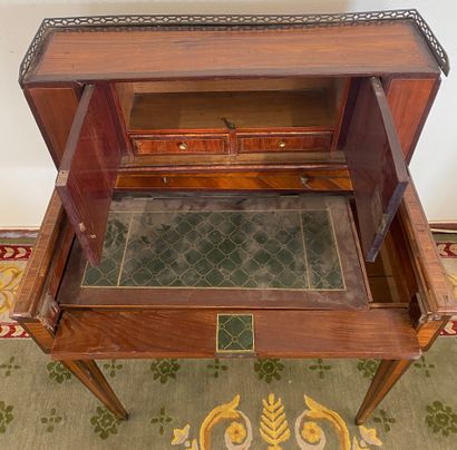 BONHEUR DU JOUR in marquetry opening with...