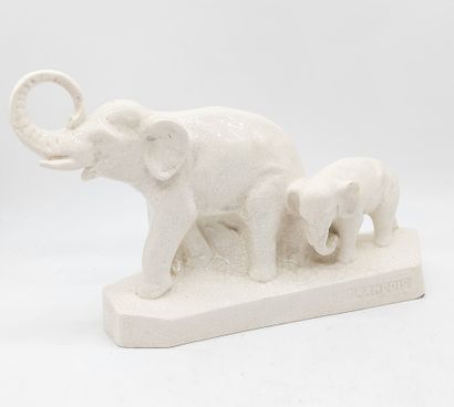 L. FRANCOIS 

Eléphant et son éléphanteau...