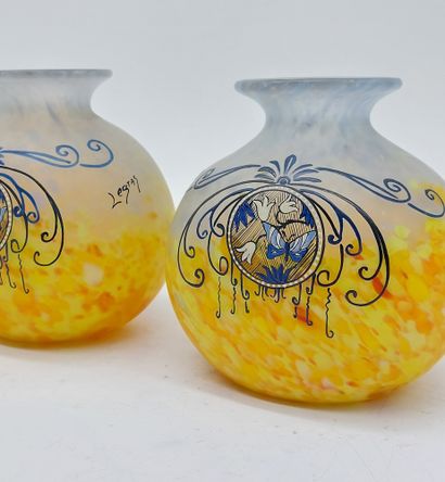 LEGRAS

Paire de vases Legras en pâte de...