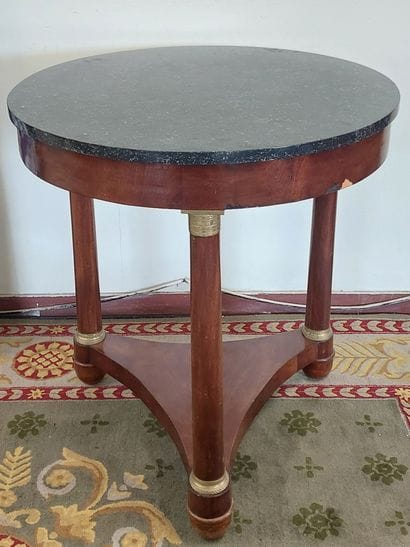 Mahogany and mahogany veneer GUERIDON, decorated...