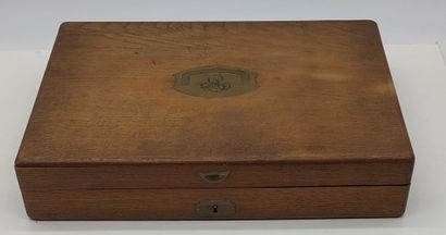 SILVER HOUSEHOLD PART, in its wooden case,...