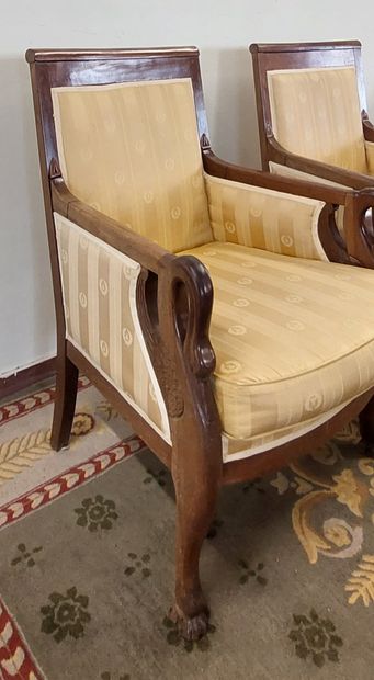 PAIRE DE BERGERES in mahogany and mahogany...