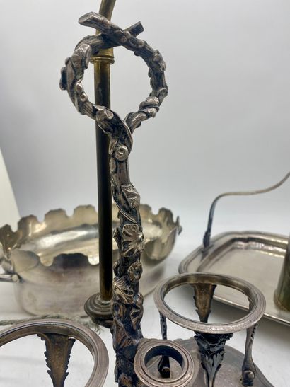 LOT including :

- 1 silver-plated bronze...